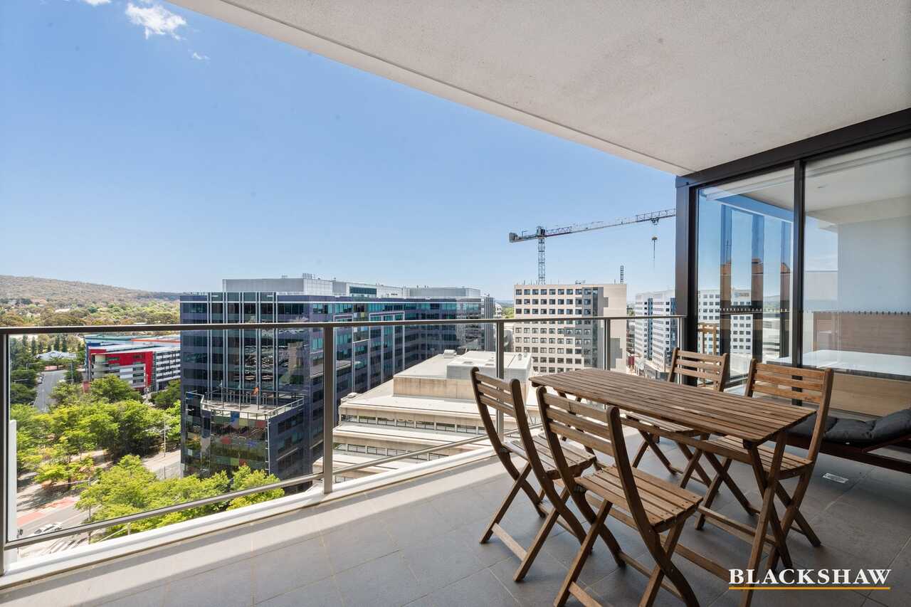 162/45 West Row City