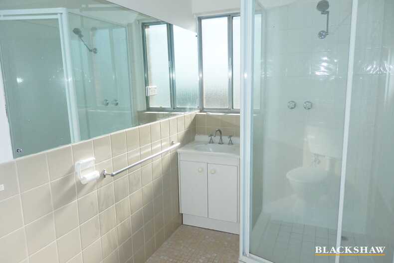 6/12 Federal Avenue Crestwood