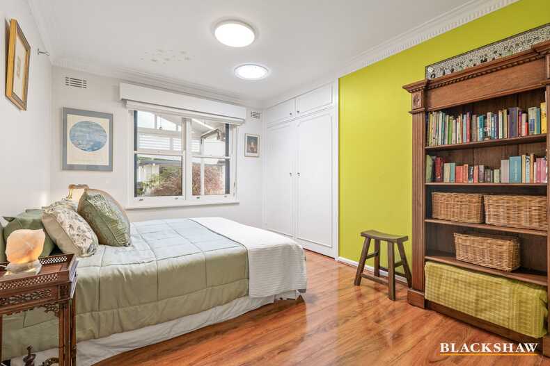 110 Schlich Street Yarralumla