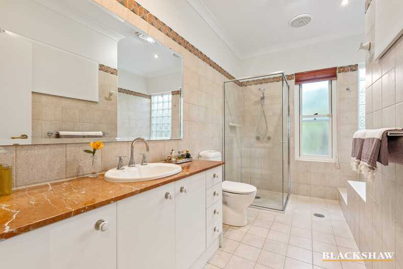 110 Schlich Street Yarralumla