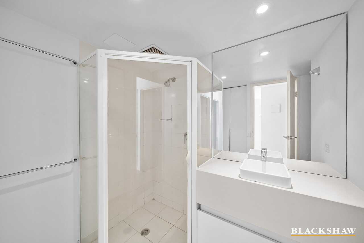 104/15 Tench Street Kingston