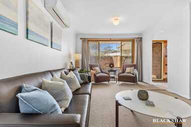 4/32 Train Street Broulee