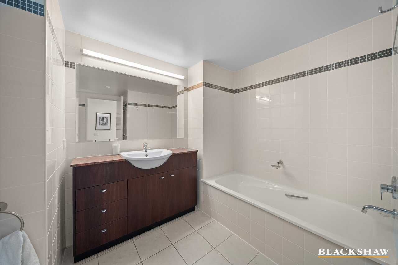 96/23 Macquarie Street Barton