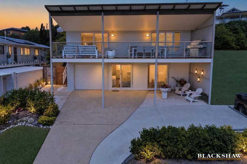 8 Merinda Street Malua Bay