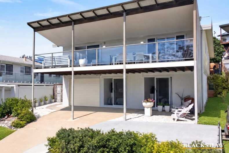 8 Merinda Street Malua Bay