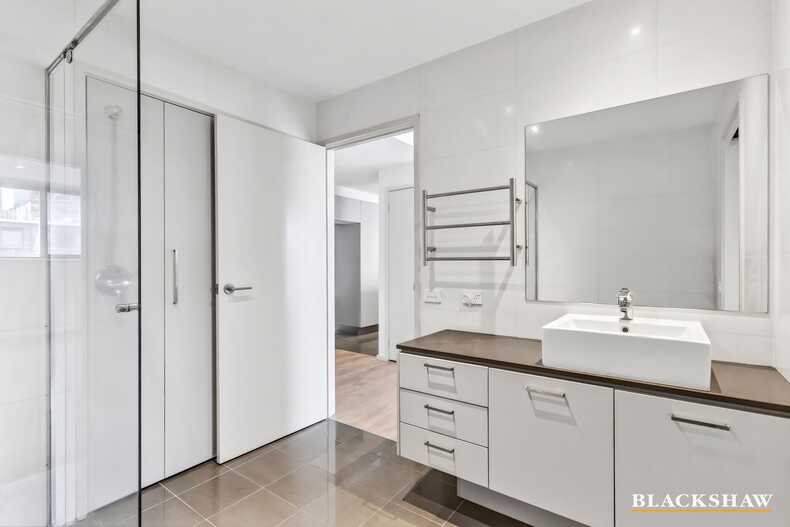 37/71 Giles Street Kingston 37/71 Giles Street Kingston