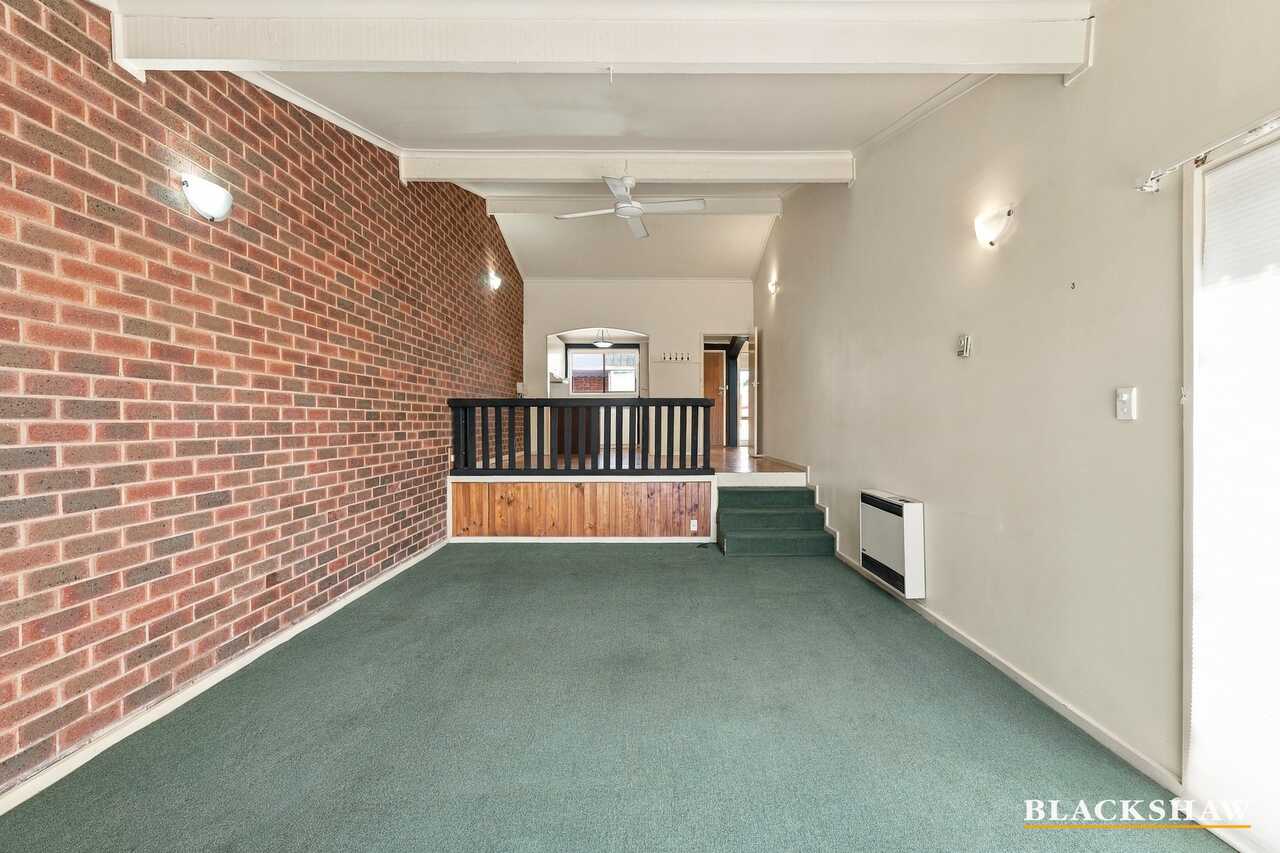 5/45 Christopher Crescent Karabar