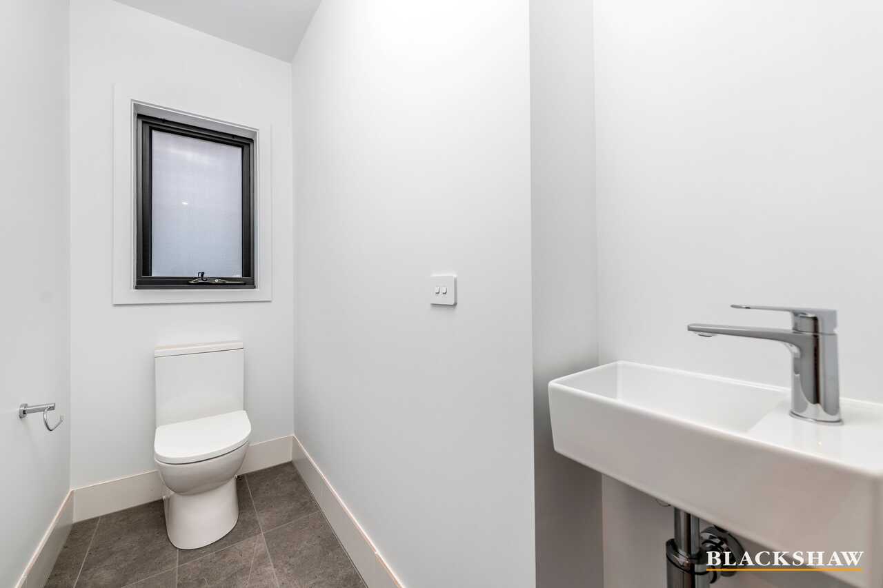 8/7 Buninyong Street Watson