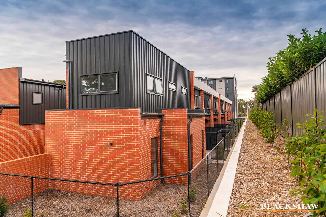 8/7 Buninyong Street Watson