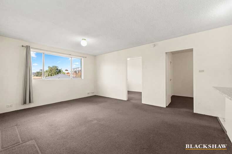2/67 Derrima Road Queanbeyan
