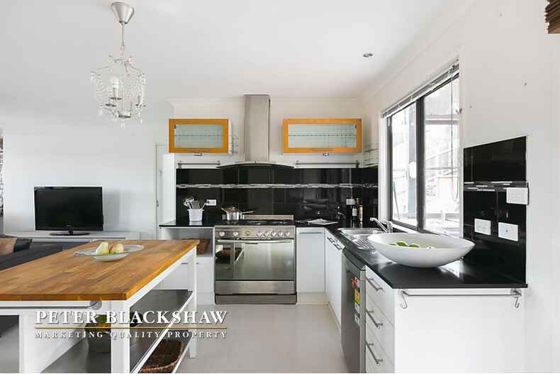 14 Lochiel Street Karabar 14 Lochiel Street Karabar