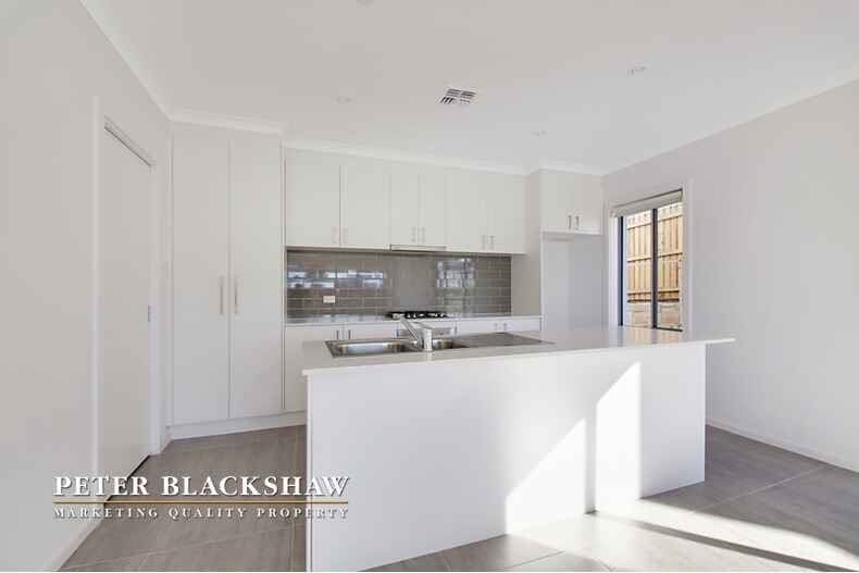 1/1 Alan Watt Crescent Casey 1/1 Alan Watt Crescent Casey