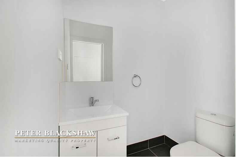 1/1 Alan Watt Crescent Casey 1/1 Alan Watt Crescent Casey