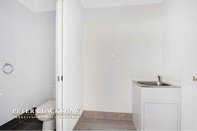 1/1 Alan Watt Crescent Casey 1/1 Alan Watt Crescent Casey