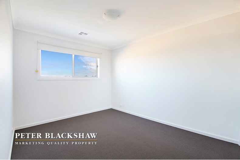 1/1 Alan Watt Crescent Casey 1/1 Alan Watt Crescent Casey