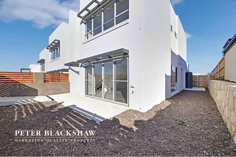 1/1 Alan Watt Crescent Casey 1/1 Alan Watt Crescent Casey