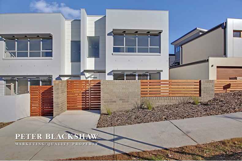 1/1 Alan Watt Crescent Casey 1/1 Alan Watt Crescent Casey