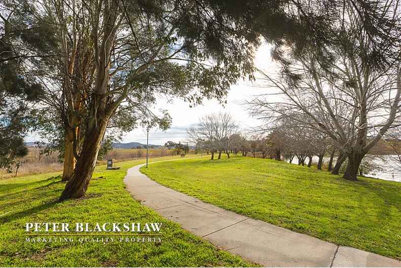 9/68 Bicentennial Drive Jerrabomberra 9/68 Bicentennial Drive Jerrabomberra