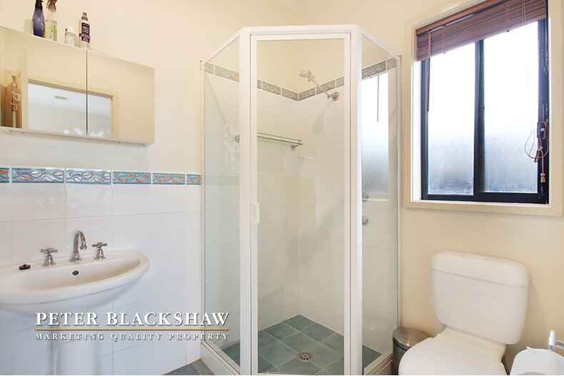 14 Grove Place Dunlop 14 Grove Place Dunlop