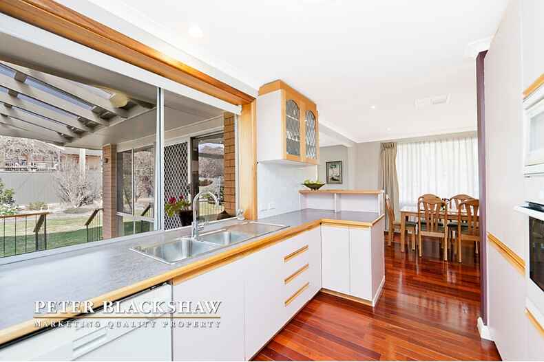 40 Bertel Crescent Chapman 40 Bertel Crescent Chapman