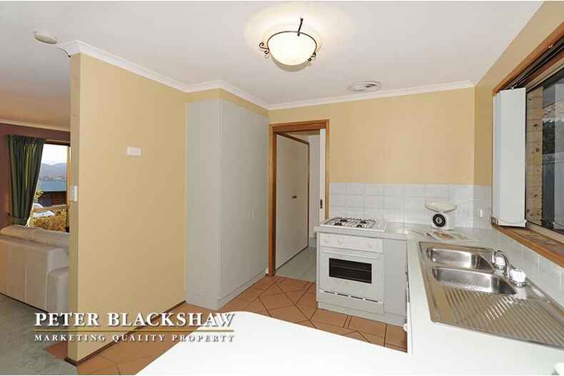 25A Russell Drysdale Crescent Conder 25A Russell Drysdale Crescent Conder