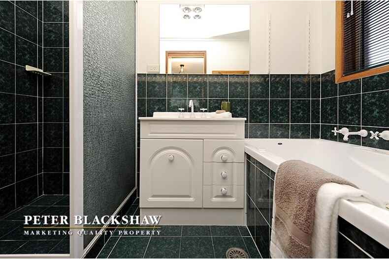 25A Russell Drysdale Crescent Conder 25A Russell Drysdale Crescent Conder