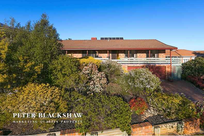 64 Crest Park Parade Queanbeyan West 64 Crest Park Parade Queanbeyan West