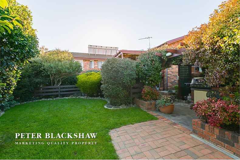 64 Crest Park Parade Queanbeyan West 64 Crest Park Parade Queanbeyan West