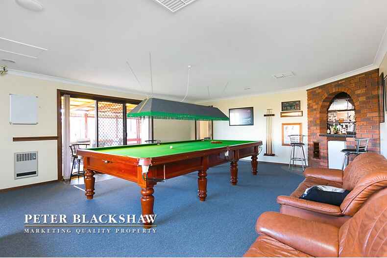 64 Crest Park Parade Queanbeyan West 64 Crest Park Parade Queanbeyan West