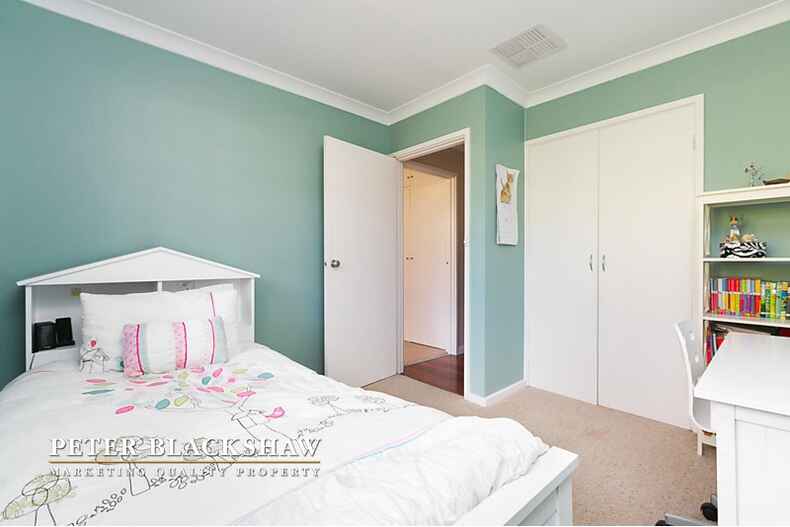 34 Spafford Crescent Farrer 34 Spafford Crescent Farrer