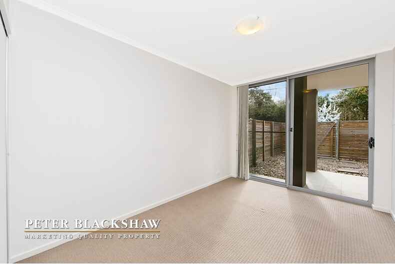 2/105 Dooring Street  Dickson