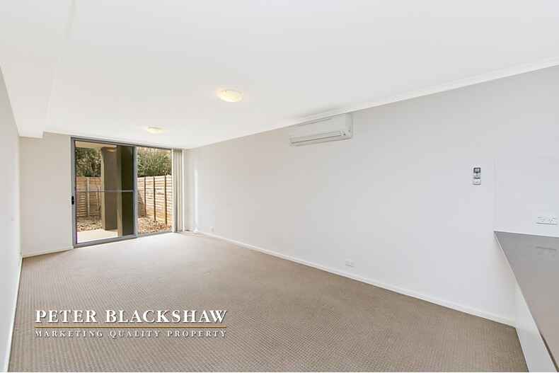 2/105 Dooring Street  Dickson