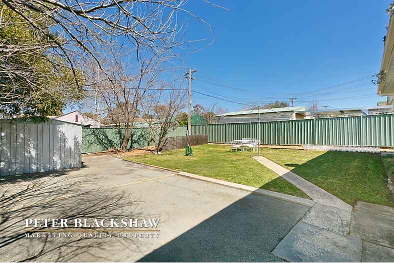 24 Warramoo Crescent Narrabundah