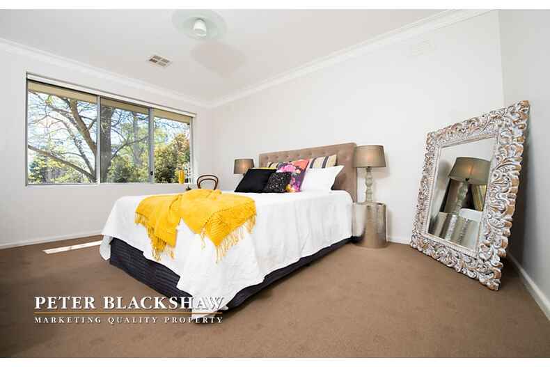 22 Getting Crescent Campbell 22 Getting Crescent Campbell