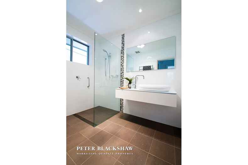 22 Getting Crescent Campbell 22 Getting Crescent Campbell