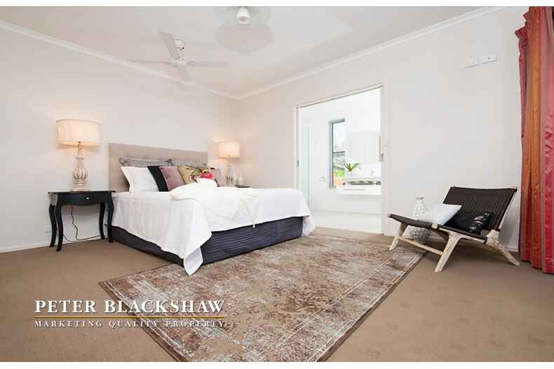 22 Getting Crescent Campbell 22 Getting Crescent Campbell