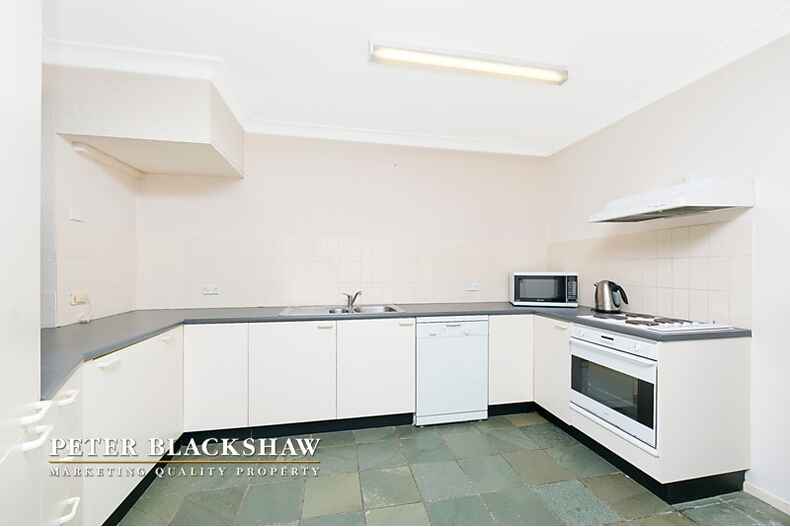 9/201 Goyder Street Narrabundah