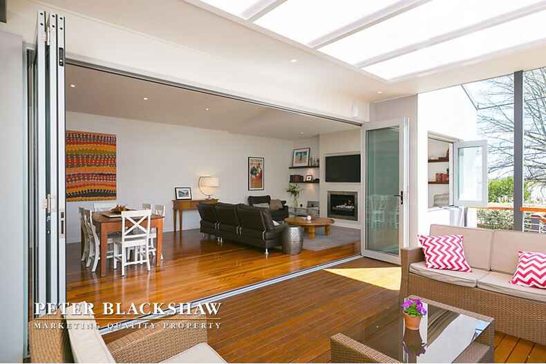 64 Stonehaven Crescent Deakin