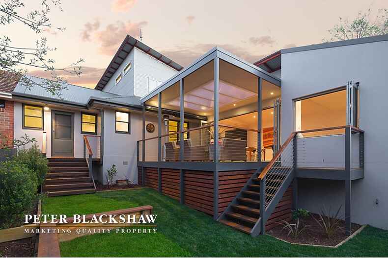 64 Stonehaven Crescent Deakin