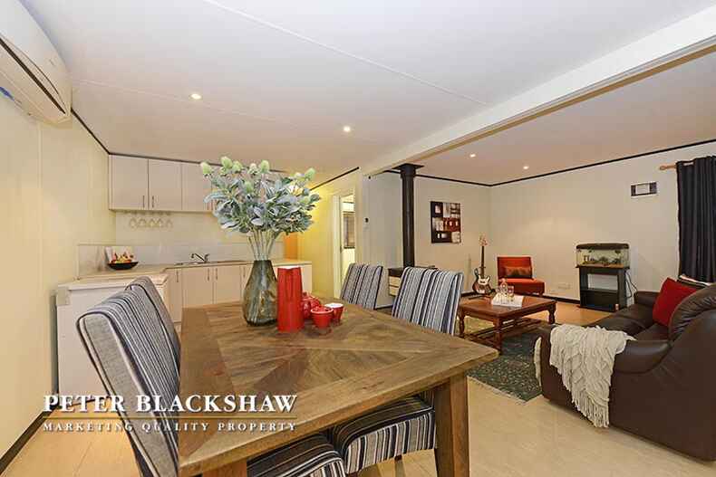 17 Oldfield Circuit Kambah