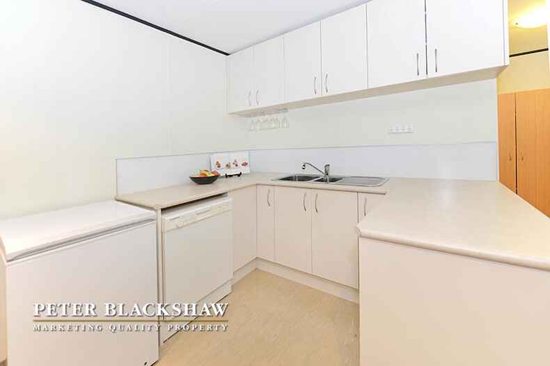 17 Oldfield Circuit Kambah