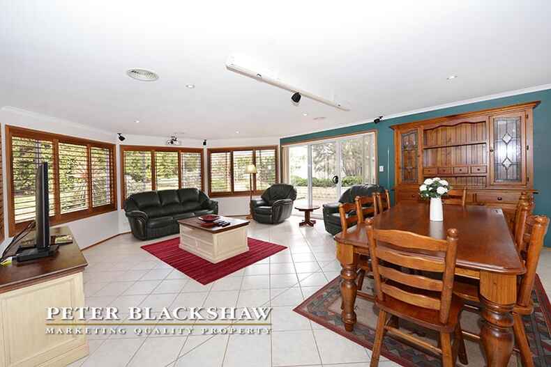 8 Farrelly Close Oxley