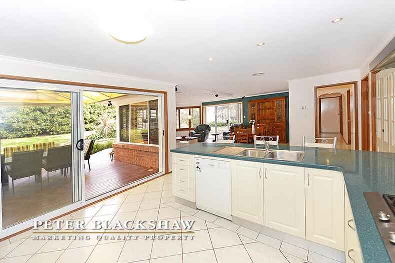 8 Farrelly Close Oxley