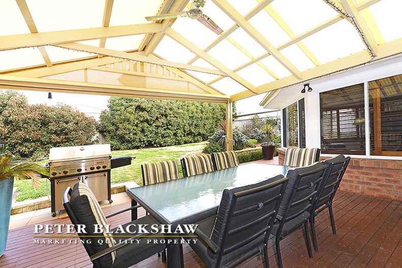 8 Farrelly Close Oxley