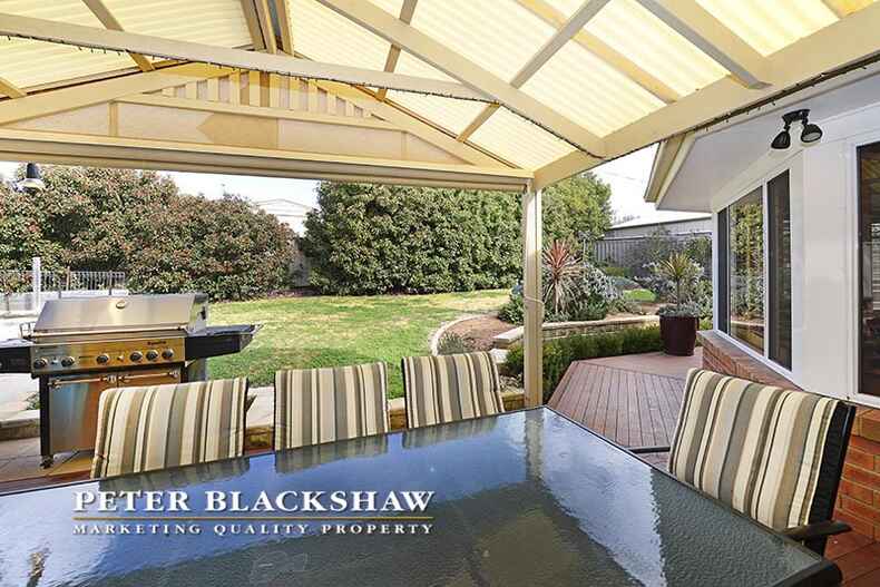 8 Farrelly Close Oxley