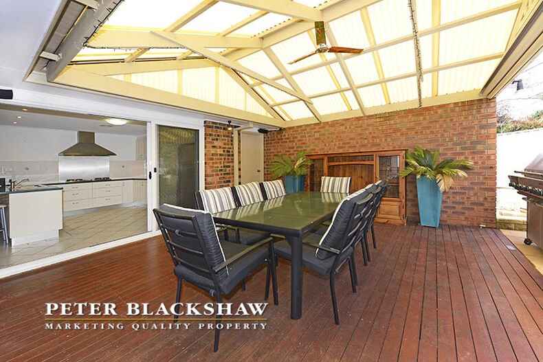 8 Farrelly Close Oxley