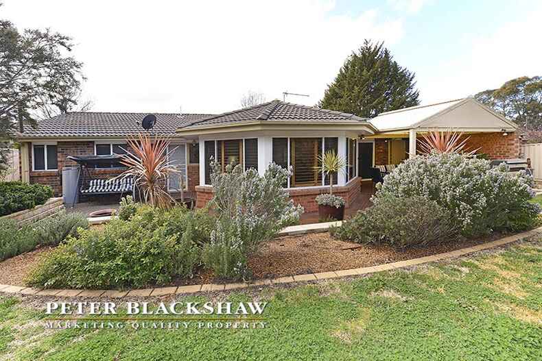 8 Farrelly Close Oxley