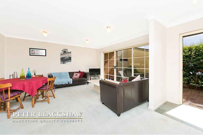 9/201 Goyder Street Narrabundah