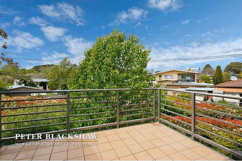 10/10 Coolac Place Braddon