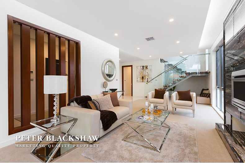 Lot 10/2/71 Novar Street Yarralumla Lot 10/2/71 Novar Street Yarralumla